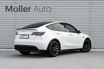 Tesla Model Y, 393 kW, electric, automatic, four-wheel drive