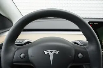 Tesla Model Y, 378 kW, elekter, automaat, nelikvedu