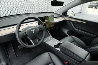 Tesla Model Y, 378 kW, elekter, automaat, nelikvedu