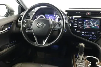 Toyota Camry, 2.5, 131 kW, hübriid, automaat, esivedu