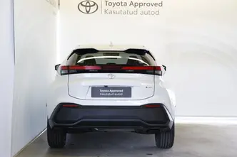 Toyota C-HR, 1.8, 72 kW, гибрид, автомат, передний привод