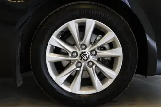 Toyota Corolla, 1.8, 72 kW, hübriid, automaat, esivedu