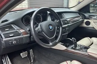 BMW X6, 4.4, 300 kW, bensiin, automaat, nelikvedu