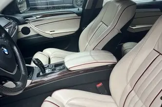 BMW X6, 4.4, 300 kW, bensiin, automaat, nelikvedu