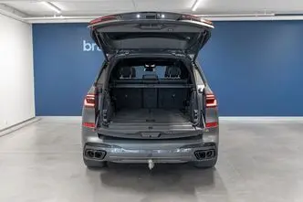 BMW X7, 4.4, 390 kW, hübriid, automaat, nelikvedu