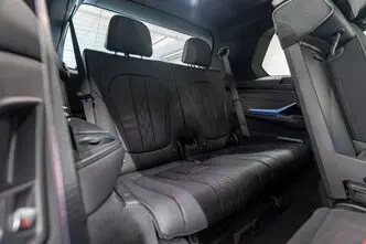 BMW X7, 4.4, 390 kW, hübriid, automaat, nelikvedu