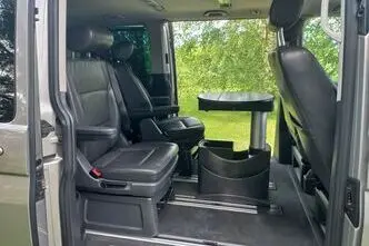 Volkswagen Multivan, 2.0, 132 kW, diesel, automatic, front-wheel drive