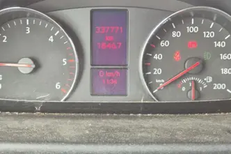 Volkswagen Crafter, 2.0, 100 kW, дизель, механическая, задний привод