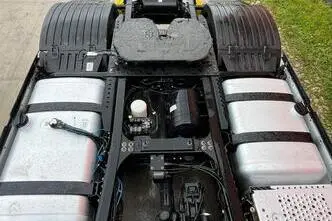 Ford F-Max 4x2, 368 kW, дизель, автомат