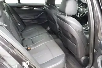 BMW 530, 2.0, 135 kW, plug-in hybrid, automatic, rear-wheel drive