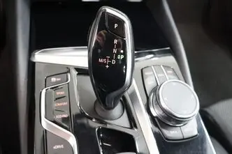 BMW 530, 2.0, 135 kW, plug-in hybrid, automatic, rear-wheel drive