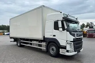Volvo FM330, 248 kW, diesel, automatic