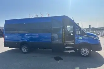 Iveco Daily, 3.0, 152 kW, diesel, automatic, rear-wheel drive