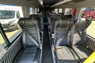 Iveco Daily, 3.0, 152 kW, diesel, automatic, rear-wheel drive