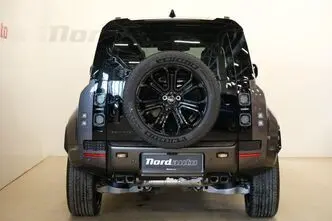 Land Rover Defender, 4.4, 467 kW, petrol, automatic, four-wheel drive