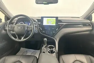 Toyota Camry, 2.5, 131 kW, hybrid, automatic, front-wheel drive