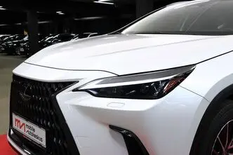 Lexus NX 350h, 2.5, 140 kW, hübriid, automaat, esivedu