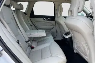 Volvo XC60, 2.0, 173 kW, petrol, automatic, four-wheel drive