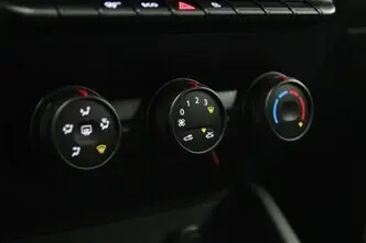 Dacia Duster, 1.6, 84 kW, бензин, механическая, передний привод