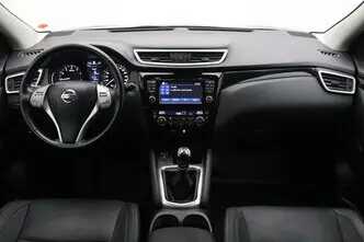 Nissan Qashqai, 1.2, 85 kW, бензин, механическая, передний привод