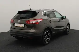 Nissan Qashqai, 1.2, 85 kW, бензин, механическая, передний привод