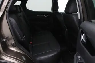 Nissan Qashqai, 1.2, 85 kW, бензин, механическая, передний привод