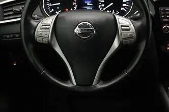 Nissan Qashqai, 1.2, 85 kW, бензин, механическая, передний привод