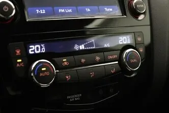 Nissan Qashqai, 1.2, 85 kW, бензин, механическая, передний привод