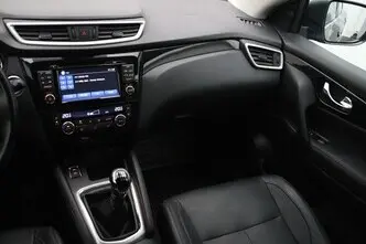 Nissan Qashqai, 1.2, 85 kW, бензин, механическая, передний привод
