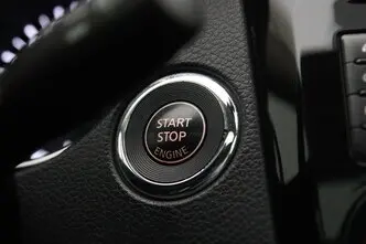 Nissan Qashqai, 1.2, 85 kW, бензин, механическая, передний привод