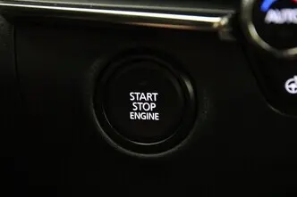 Mazda 3, 2.5, 103 kW, bensiin, automaat, esivedu