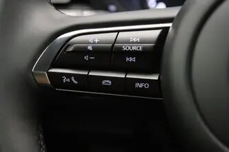 Mazda 3, 2.5, 103 kW, bensiin, automaat, esivedu