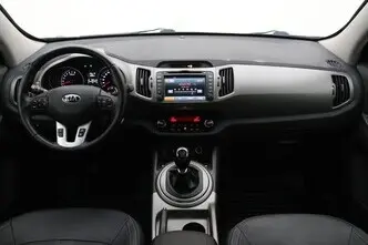 Kia Sportage, 1.6, 99 kW, бензин, механическая, передний привод