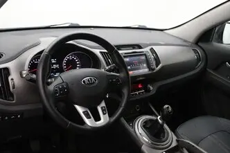 Kia Sportage, 1.6, 99 kW, бензин, механическая, передний привод