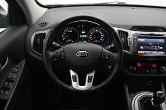 Kia Sportage, 1.6, 99 kW, бензин, механическая, передний привод