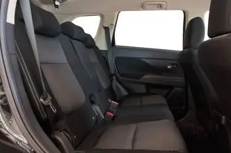 Mitsubishi Outlander, 2.3, 110 kW, дизель, автомат, полный привод
