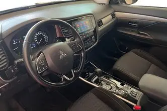 Mitsubishi Outlander, 2.3, 110 kW, дизель, автомат, полный привод