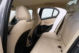 BMW 320, 2.0, 140 kW, гибрид, автомат, полный привод