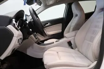 Mercedes-Benz GLA 180, 1.6, 90 kW, бензин, автомат, передний привод