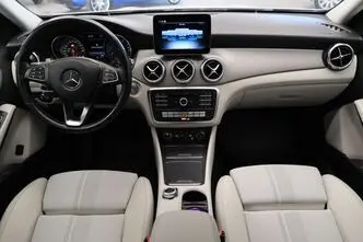 Mercedes-Benz GLA 180, 1.6, 90 kW, бензин, автомат, передний привод