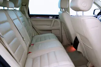 Volkswagen Touareg, 2.5, 174 kW, дизель, автомат, полный привод