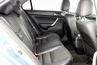 Honda Accord, 2.0, 154 kW, бензин, механическая, передний привод