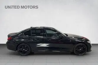 BMW 320, 140 kW, hybrid, automatic, four-wheel drive