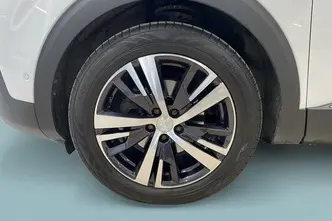 Peugeot 5008, 1.2, 96 kW, bensiin, automaat, esivedu