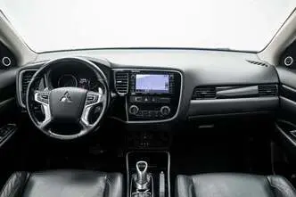 Mitsubishi Outlander, 2.0, 149 kW, automatic, four-wheel drive
