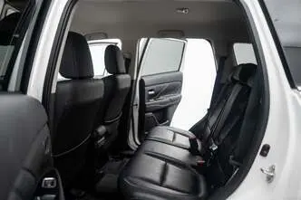 Mitsubishi Outlander, 2.0, 149 kW, automatic, four-wheel drive