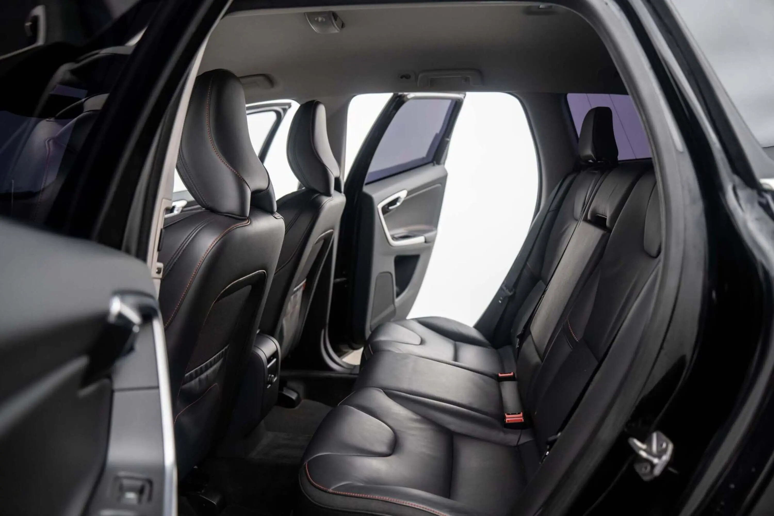 Volvo XC60, 2.0, 140 kW, diisel, automaat, esivedu