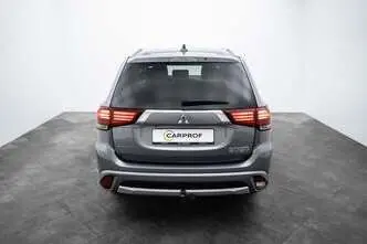 Mitsubishi Outlander, 2.0, 149 kW, automatic, four-wheel drive