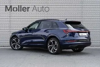 Audi e-tron, 230 kW, электричество, автомат, полный привод