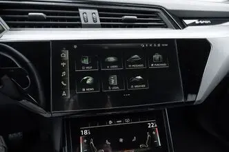 Audi e-tron, 230 kW, электричество, автомат, полный привод